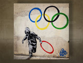 V boho stylu obraz na plátně s motivem Street ART – Banksy v vícebarevných odstínech, městská atmosféra, dětství a městský život, vhodný do kanceláře – hlavní