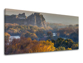Klasický obraz na plátně s motivem PANORÁMA SLOVENSKO, řeka, les, architektura, dětský motiv v modro-šedých odstínech, klidná atmosféra, vhodný do obývacího pokoje – hlavní