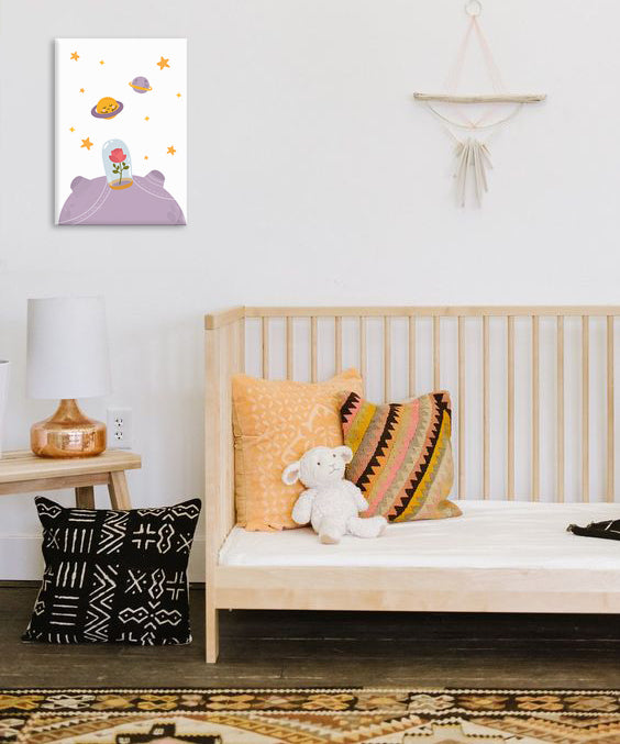 Moderní obraz na plátně s motivem PRO DĚTI, růže, hvězdy, dětský motiv, vesmír v bílo-fialových odstínech, rozmarná atmosféra, vhodný do dětského pokoje – hlavní