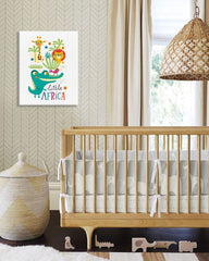 Detailní náhled kompozice s veselými africkými zvířátky a nápisem „little AFRICA“ v jasných barvách Papilora.