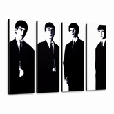 Ručně malovaný obraz POP Art Beatles 4 dílná bea3 – 3D vizualizace ručně malovaného plátna na bílém pozadí. Dominantní barvy: černá, bílá, šedá.