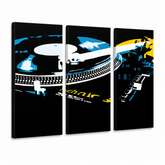 Ručně malovaný obraz POP Art DJ 3 kusů dj3 – 3D vizualizace ručně malovaného plátna na bílém pozadí. Dominantní barvy: černá, modrá, žlutá, bílá.