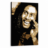 Ručně malovaný obraz POP Art Bob Marley 1 díl bm – 3D vizualizace ručně malovaného plátna na bílém pozadí. Dominantní barvy: černá, hnědá, bílá, zlatá.