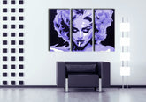 Pop art obraz na plátně s motivem MADONNA, doutník, příroda, zvíře v fialovo-černých odstínech zavěšený v interiéru obývacího pokoje, sláva a ikonografie – interiér