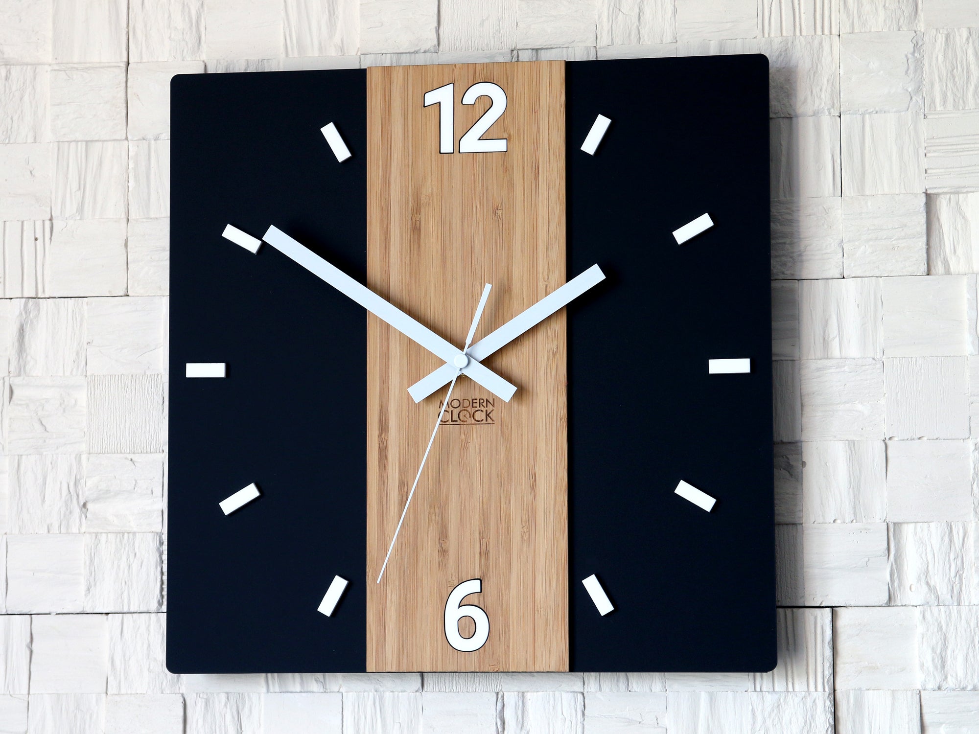 Moderní nástěnné hodiny PRIMO Square