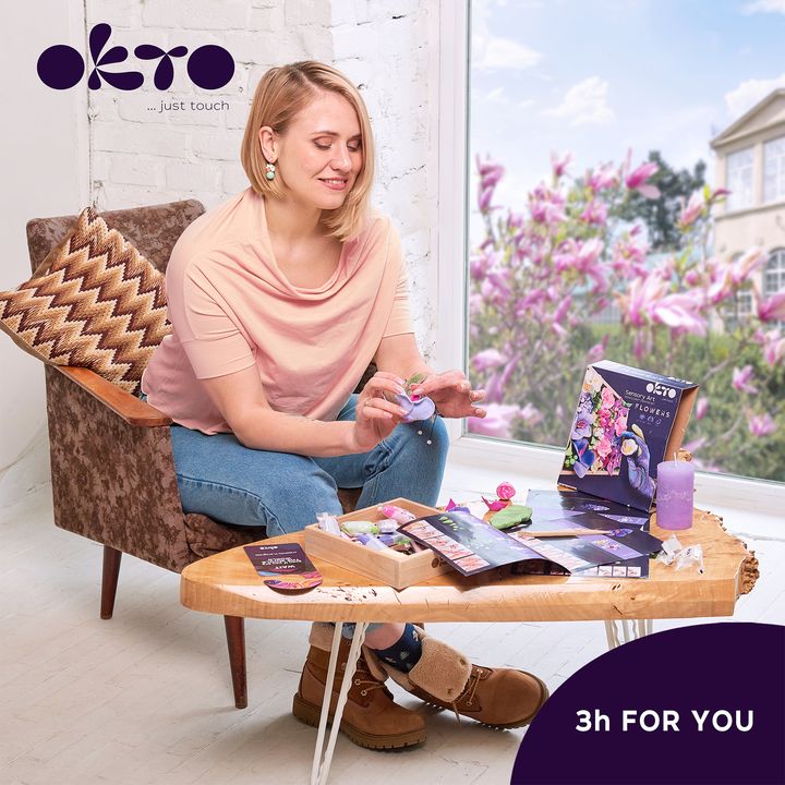 OKTO v dřevěném rámu 21 x 21 cm INSPIRACE