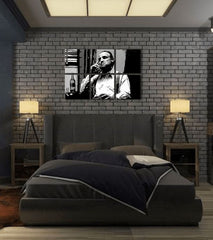 Pop art obraz na plátně s motivem The Godfather - Vito Corleone s lahví škótskej, doutník, lahev v bílo-černých odstínech, melancholická atmosféra – produkt