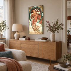Obraz na plátně Tanec – Alfons Mucha v obývacím pokoji