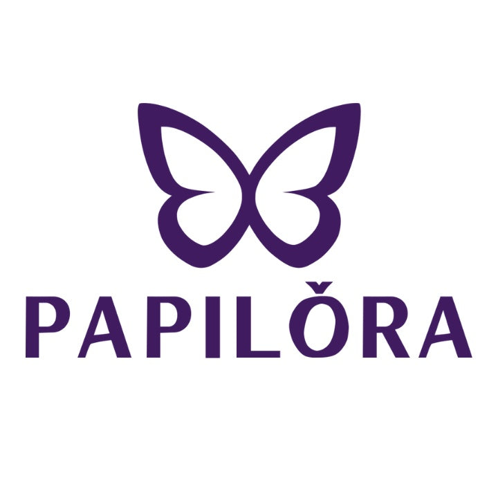 Moderní obraz na plátně s motivem SLOVENSKO, motýl v fialovo-bílých odstínech, elegantní atmosféra, příroda a elegance | Obraz na stěnu SLOVENSKO – produkt [XOBSK027E12]