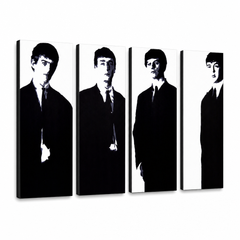 Čtyři černobílé portréty členů The Beatles na plátně s viditelným dřevěným rámem, každý na samostatném díle, tvoří dohromady umělecké dílo Papilora.
