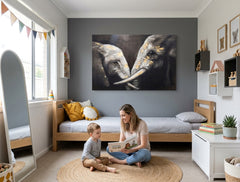 Malovaný obraz na zeď SLONI 120x80 cm – ručně malovaný obraz v elegantním interiéru (Golden hour luxe) | wall mockup | premium canvas | Papilora.sk