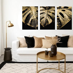 Se zlatým tiskem obraz na plátně s motivem A Morning Hug, příroda v zlato-černých odstínech, elegantní atmosféra, třídílné provedení, vhodný do pracovny – produkt